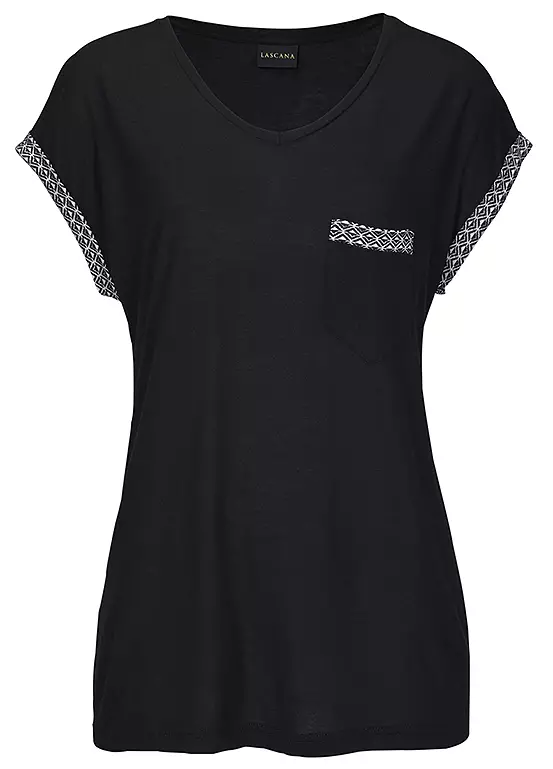 LASCANA Leaf Print Short Pyjamas 3 LASCANA Leaf Print Short Pyjamas - Image 3