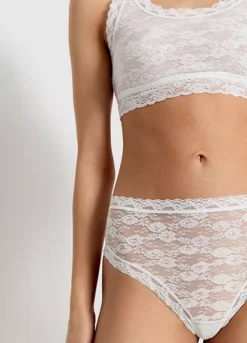 LSCN BY LASCANA Delicate Lace Brazilian Briefs -Daily Bra Store LSCN BY LASCANA Delicate Lace Brazilian Briefs21472222FRSP W02