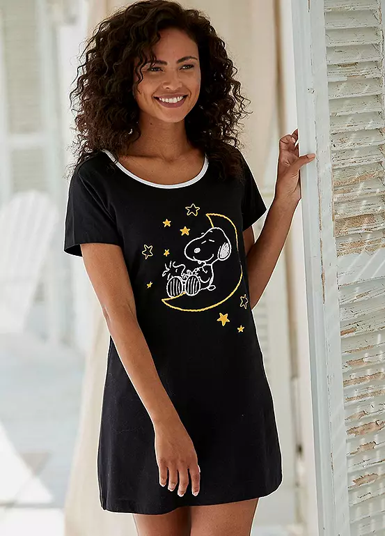 Peanuts Snoopy Sleepshirt 1 Peanuts Snoopy Sleepshirt