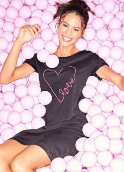 Vivance Dreams Long Nightie With Heart Print 9 Vivance Dreams Long Nightie With Heart Print -Daily Bra Store Vivance Dreams Long Nightie with Heart Print39217023FRSP