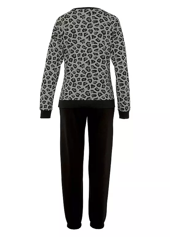 Vivance Dreams Long Sleeve Pyjama Set 5 Vivance Dreams Long Sleeve Pyjama Set - Image 5