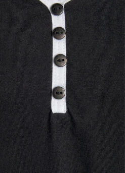 Vivance Dreams Long Sleeved V-Neck Pyjama Top 9 Vivance Dreams Long Sleeved V-Neck Pyjama Top -Daily Bra Store Vivance Dreams Long Sleeved V Neck Pyjama Top70589019FRSC W02