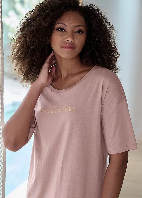 Vivance Dreams Short Sleeve Midi Length Nightdress 3 Vivance Dreams Short Sleeve Midi Length Nightdress - Image 3