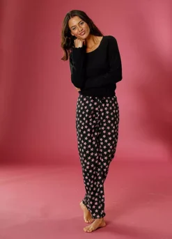 Vivance Dreams Star Print Pyjamas -Daily Bra Store Vivance Dreams Star Print Pyjamas15844533FRSP W01